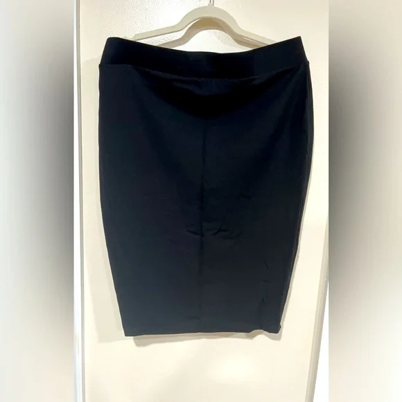 Embroidered Floral Midi Studio Luxe Ponte Pencil Skirt - Picture 2 of 2